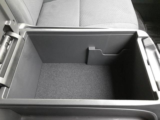 ハイエースバン ロングスーパーＧＬ　保証書／衝突安全装置／車線逸脱防止支援システム／ヘッドランプ　ＬＥＤ／ＥＴＣ２．０／横滑り防止装置／エアバッグ　運転席／エアバッグ　助手席／パワーウインドウ／エンジンスタートボタン　ＬＥＤヘッドランプ（27枚目）