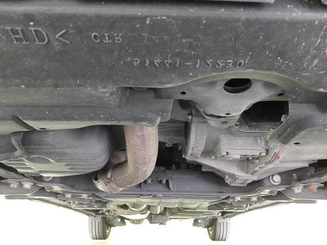 エスティマハイブリッド ４ＷＤアエラスプレミアムＧ　新品タイヤ／純正エアロ／保証書／純正　１０インチ　ＳＤナビ／フリップダウンモニター／衝突安全装置／両側電動スライドドア／シートヒーター／車線逸脱防止支援システム／シート　ハーフレザー／電動バックドア（59枚目）