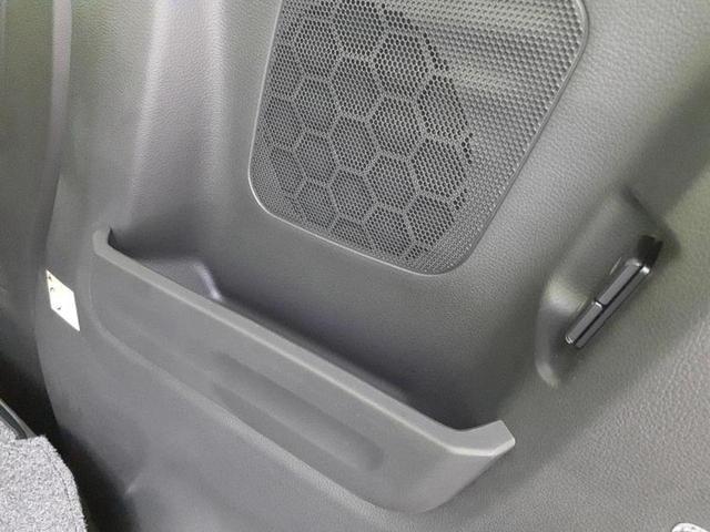 スペーシア ハイブリッドＸ　衝突安全装置／両側電動スライドドア／シートヒーター　前席／車線逸脱防止支援システム／登録済未使用車／ヘッドランプ　ＬＥＤ／横滑り防止装置／アイドリングストップ／セーフティサポート（スズキ）／禁煙車（29枚目）
