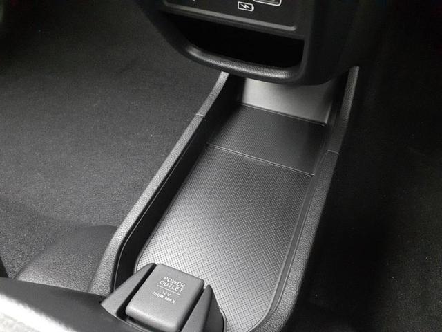 Ｎ－ＯＮＥ ＲＳ　保証書／ホンダセンシング／シートヒーター　前席／車線逸脱防止支援システム／登録済未使用車／ヘッドランプ　ＬＥＤ／ＥＢＤ付ＡＢＳ／横滑り防止装置／アイドリングストップ／クルーズコントロール／禁煙車（41枚目）