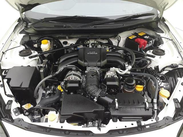 GR86 RZ 保証書/ディスプレイオーディオ+ナビ9インチ/シートヒーター/車線逸脱防止支援システム/シート ハーフレザー/パーキングアシスト バックガイド/ヘッドランプ LED アダプティブクルーズコントロール(56枚目)
