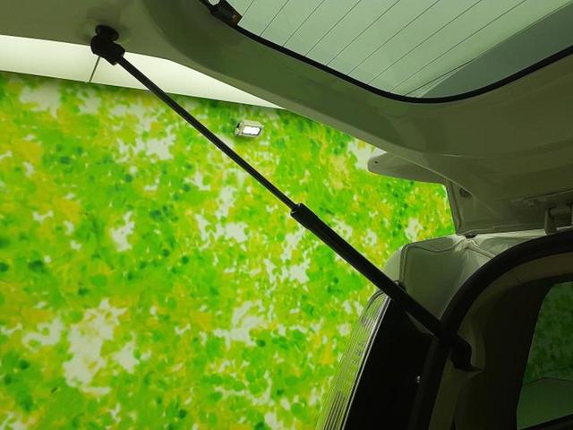 デイズ ハイウェイスターＧターボ　衝突安全装置／アラウンドビューモニター／ヘッドランプ　ＨＩＤ／横滑り防止装置／アイドリングストップ／エアバッグ　運転席／エアバッグ　助手席／アルミホイール　純正　１５インチ／パワーウインドウ（27枚目）