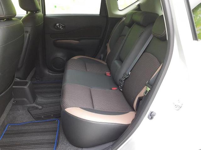 ノート ｅパワーメダリスト　純正　ナビ／エマージェンシーブレーキ／アラウンドビューモニター／車線逸脱防止支援システム／ヘッドランプ　ＬＥＤ／ＥＴＣ／ＥＢＤ付ＡＢＳ／横滑り防止装置／エアバッグ　運転席／エアバッグ　助手席（7枚目）