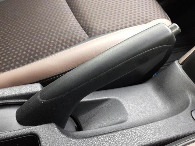 ノート ｅパワーメダリスト　純正　ナビ／エマージェンシーブレーキ／アラウンドビューモニター／車線逸脱防止支援システム／ヘッドランプ　ＬＥＤ／ＥＴＣ／ＥＢＤ付ＡＢＳ／横滑り防止装置／エアバッグ　運転席／エアバッグ　助手席（45枚目）