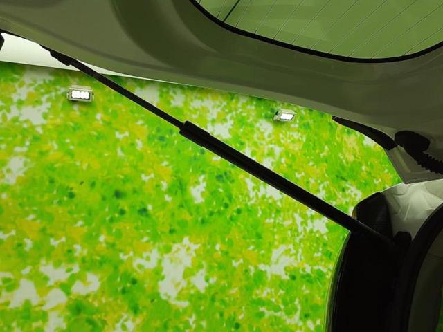 シエンタ ハイブリッドZ 新品タイヤ/保証書/ディスプレイオーディオ+ナビ10インチ/衝突安全装置/両側電動スライドドア/パノラミックビューモニター/車線逸脱防止支援システム/ヘッドランプ LED 衝突被害軽減システム ETC(37枚目)