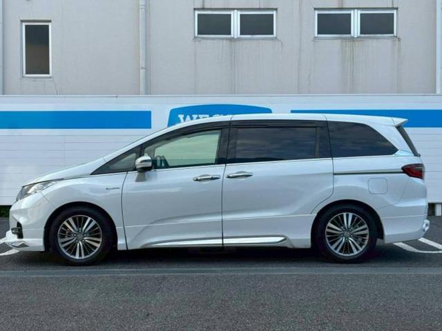 オデッセイハイブリッド ハイブリッドアブソルート・EXホンダセンシング 新品タイヤ/純正エアロ/保証書/純正 9インチ SDナビ/フリップダウンモニター 純正 11.6インチ/衝突安全装置/両側電動スライドドア/マルチビューカメラシステム/車線逸脱防止支援システム(2枚目)