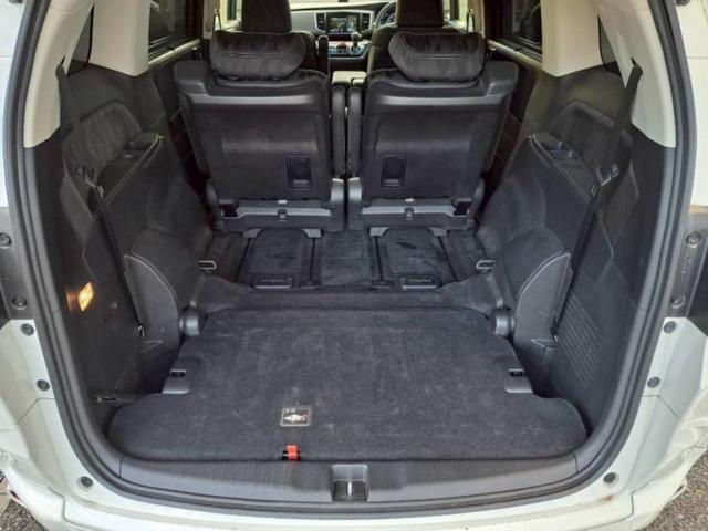 オデッセイハイブリッド ハイブリッドアブソルート・EXホンダセンシング 新品タイヤ/純正エアロ/保証書/純正 9インチ SDナビ/フリップダウンモニター 純正 11.6インチ/衝突安全装置/両側電動スライドドア/マルチビューカメラシステム/車線逸脱防止支援システム(8枚目)