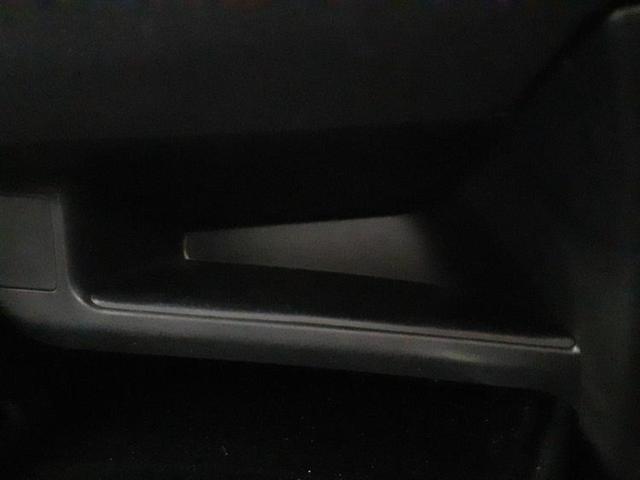 C-HR G 新品タイヤ/保証書/純正 9インチ SDナビ/衝突安全装置/シートヒーター/車線逸脱防止支援システム/シート ハーフレザー/ヘッドランプ LED/Bluetooth接続/ETC2.0 バックカメラ(49枚目)