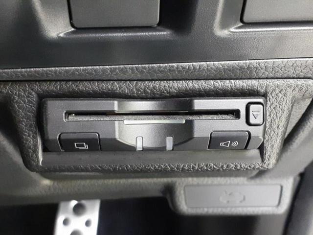 フォレスター ４ＷＤ　Ｓリミテッド　保証書／純正　ＳＤナビ／衝突安全装置／シートヒーター／車線逸脱防止支援システム／シート　ハーフレザー／ヘッドランプ　ＨＩＤ／ＥＴＣ／ＥＢＤ付ＡＢＳ／横滑り防止装置／アイドリングストップ　電動シート（18枚目）