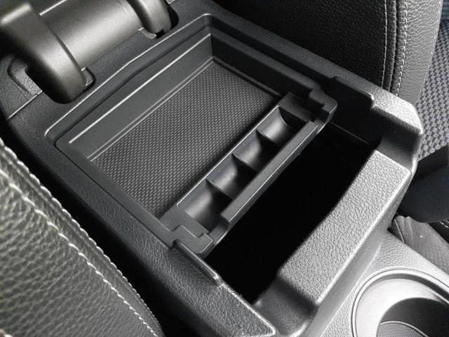 フォレスター ４ＷＤ　Ｓリミテッド　保証書／純正　ＳＤナビ／衝突安全装置／シートヒーター／車線逸脱防止支援システム／シート　ハーフレザー／ヘッドランプ　ＨＩＤ／ＥＴＣ／ＥＢＤ付ＡＢＳ／横滑り防止装置／アイドリングストップ　電動シート（31枚目）