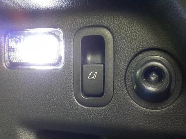 フォレスター ４ＷＤ　Ｓリミテッド　保証書／純正　ＳＤナビ／衝突安全装置／シートヒーター／車線逸脱防止支援システム／シート　ハーフレザー／ヘッドランプ　ＨＩＤ／ＥＴＣ／ＥＢＤ付ＡＢＳ／横滑り防止装置／アイドリングストップ　電動シート（34枚目）