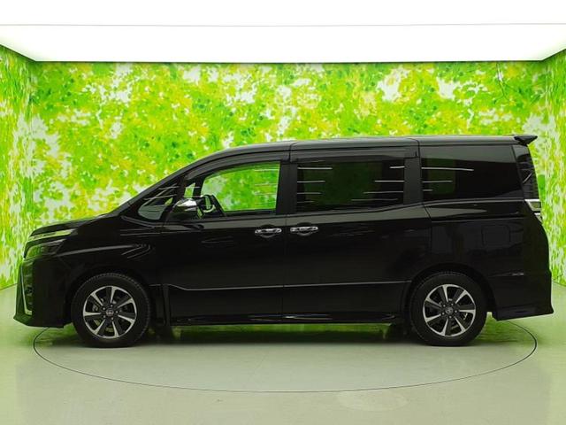 ヴォクシー ＺＳキラメキ２　保証書／純正　９インチ　ＳＤナビ／衝突安全装置／両側電動スライドドア／車線逸脱防止支援システム／ヘッドランプ　ＬＥＤ／Ｂｌｕｅｔｏｏｔｈ接続／ＥＴＣ／ＥＢＤ付ＡＢＳ／横滑り防止装置　バックカメラ（2枚目）