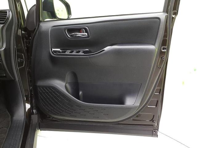 ヴォクシー ＺＳキラメキ２　保証書／純正　９インチ　ＳＤナビ／衝突安全装置／両側電動スライドドア／車線逸脱防止支援システム／ヘッドランプ　ＬＥＤ／Ｂｌｕｅｔｏｏｔｈ接続／ＥＴＣ／ＥＢＤ付ＡＢＳ／横滑り防止装置　バックカメラ（22枚目）