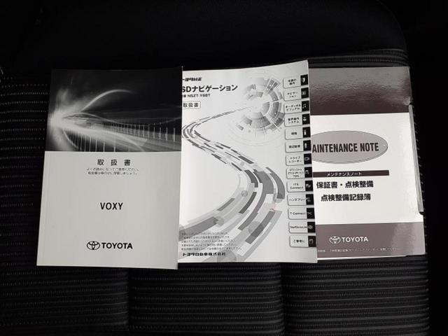 ヴォクシー ＺＳキラメキ２　保証書／純正　９インチ　ＳＤナビ／衝突安全装置／両側電動スライドドア／車線逸脱防止支援システム／ヘッドランプ　ＬＥＤ／Ｂｌｕｅｔｏｏｔｈ接続／ＥＴＣ／ＥＢＤ付ＡＢＳ／横滑り防止装置　バックカメラ（36枚目）