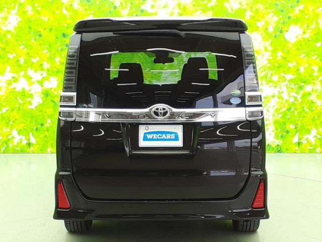 ヴォクシー ＺＳキラメキ２　保証書／純正　９インチ　ＳＤナビ／衝突安全装置／両側電動スライドドア／車線逸脱防止支援システム／ヘッドランプ　ＬＥＤ／Ｂｌｕｅｔｏｏｔｈ接続／ＥＴＣ／ＥＢＤ付ＡＢＳ／横滑り防止装置　バックカメラ（56枚目）