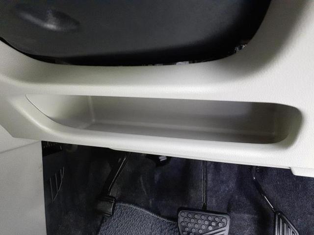 ＷＥＣＡＲＳの展示場では実際に見て、触ってお車をお選びいただけます！知識の豊富な営業スタッフが様々なカーライフをご提案いたします！