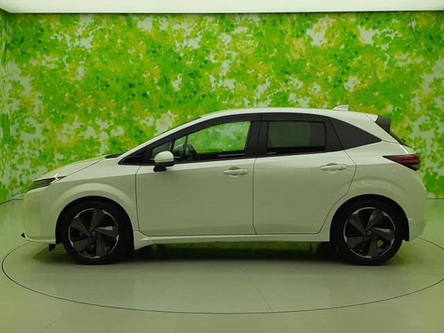 オーラ Ｇ　保証書／インテリジェントルームミラー／衝突安全装置／全方位モニター／車線逸脱防止支援システム／ヘッドランプ　ＬＥＤ／ＥＢＤ付ＡＢＳ／横滑り防止装置／アイドリングストップ／フロントモニター　全周囲カメラ（2枚目）