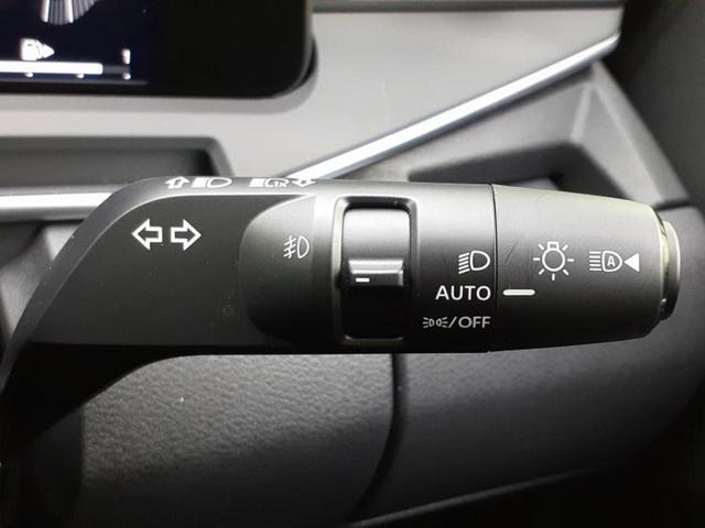 オーラ Ｇ　保証書／インテリジェントルームミラー／衝突安全装置／全方位モニター／車線逸脱防止支援システム／ヘッドランプ　ＬＥＤ／ＥＢＤ付ＡＢＳ／横滑り防止装置／アイドリングストップ／フロントモニター　全周囲カメラ（11枚目）