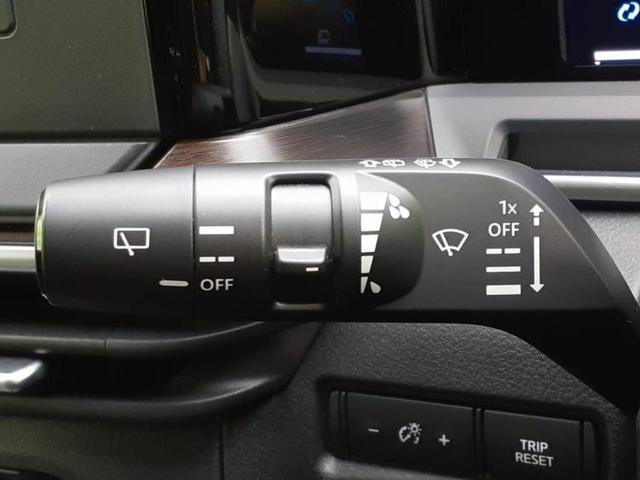 オーラ Ｇ　保証書／インテリジェントルームミラー／衝突安全装置／全方位モニター／車線逸脱防止支援システム／ヘッドランプ　ＬＥＤ／ＥＢＤ付ＡＢＳ／横滑り防止装置／アイドリングストップ／フロントモニター　全周囲カメラ（12枚目）