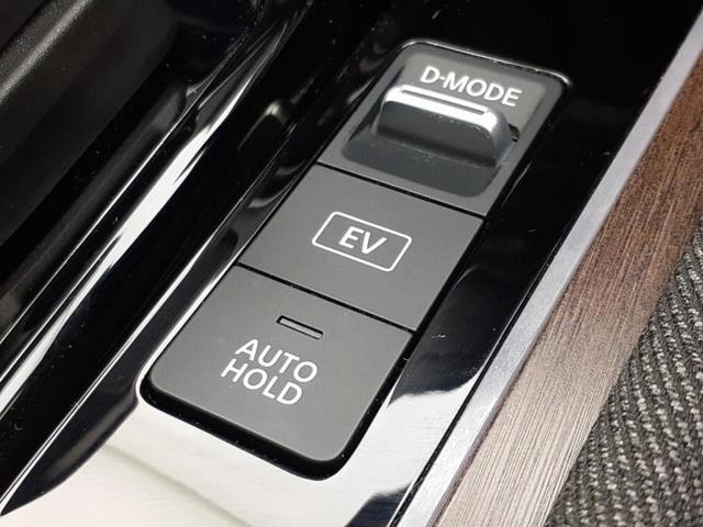 オーラ Ｇ　保証書／インテリジェントルームミラー／衝突安全装置／全方位モニター／車線逸脱防止支援システム／ヘッドランプ　ＬＥＤ／ＥＢＤ付ＡＢＳ／横滑り防止装置／アイドリングストップ／フロントモニター　全周囲カメラ（18枚目）