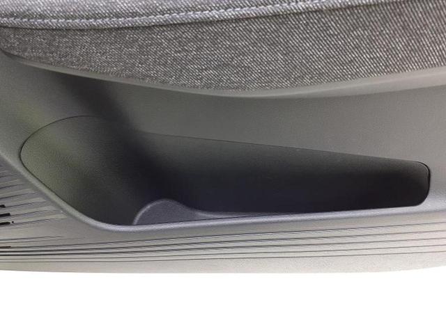 オーラ Ｇ　保証書／インテリジェントルームミラー／衝突安全装置／全方位モニター／車線逸脱防止支援システム／ヘッドランプ　ＬＥＤ／ＥＢＤ付ＡＢＳ／横滑り防止装置／アイドリングストップ／フロントモニター　全周囲カメラ（35枚目）