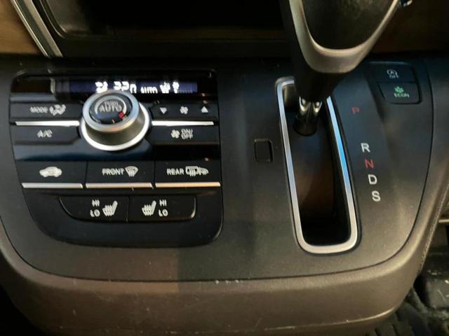 フリード Ｇホンダセンシング　新品タイヤ／保証書／社外　８インチ　ＳＤナビ／衝突安全装置／両側電動スライドドア／シートヒーター　前席／車線逸脱防止支援システム／ドライブレコーダー　前後／ヘッドランプ　ＬＥＤ／ＵＳＢジャック　ＥＴＣ（14枚目）