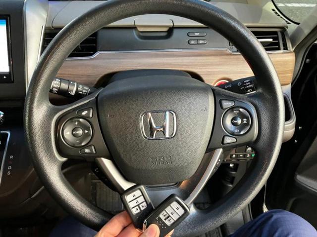 フリード Ｇホンダセンシング　新品タイヤ／保証書／社外　８インチ　ＳＤナビ／衝突安全装置／両側電動スライドドア／シートヒーター　前席／車線逸脱防止支援システム／ドライブレコーダー　前後／ヘッドランプ　ＬＥＤ／ＵＳＢジャック　ＥＴＣ（21枚目）