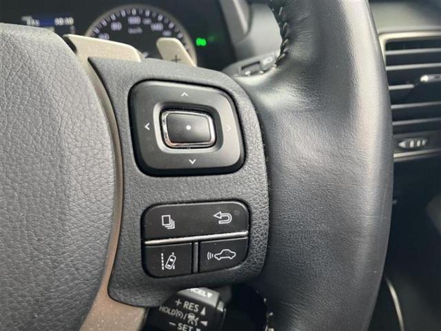 ＷＥＣＡＲＳの展示場では実際に見て、触ってお車をお選びいただけます！知識の豊富な営業スタッフが様々なカーライフをご提案いたします！