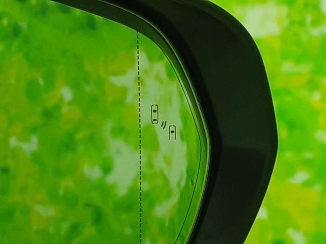 こちらのお車はいかがでしょうか？少しでも気になっていただけましたら是非お問い合わせください！さらにお車の詳細をお送りいたします！