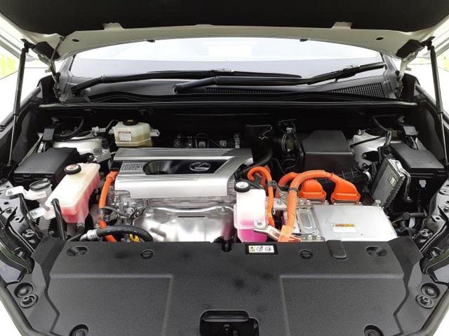 ナビ、ドラレコ、ＥＴＣ、フリップダウンモニター、デジタルインナーミラーｅｔｃ…後付け可能です！オプションも豊富に取り揃えておりますのでご安心ください！