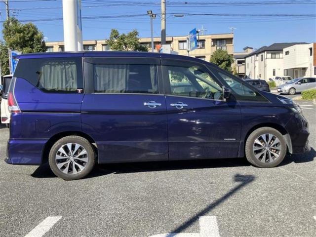 セレナ ハイウェイスターＶセレクション２　保証書／純正　９インチ　ＳＤナビ／フリップダウンモニター／インテリジェントルームミラー／衝突安全装置／両側電動スライドドア／全方位モニター／車線逸脱防止支援システム／プロパイロット　全周囲カメラ（2枚目）