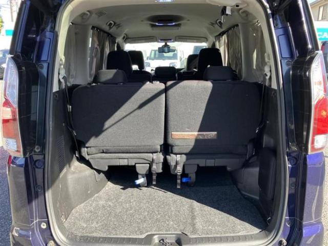 セレナ ハイウェイスターＶセレクション２　保証書／純正　９インチ　ＳＤナビ／フリップダウンモニター／インテリジェントルームミラー／衝突安全装置／両側電動スライドドア／全方位モニター／車線逸脱防止支援システム／プロパイロット　全周囲カメラ（7枚目）