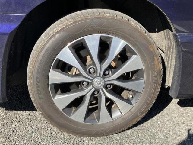 セレナ ハイウェイスターＶセレクション２　保証書／純正　９インチ　ＳＤナビ／フリップダウンモニター／インテリジェントルームミラー／衝突安全装置／両側電動スライドドア／全方位モニター／車線逸脱防止支援システム／プロパイロット　全周囲カメラ（15枚目）