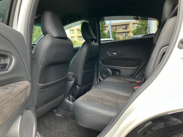 ＷＥＣＡＲＳでは各商談席に大型モニターをご用意しております！見やすい大画面でゆったりと全国の在庫をご覧いただけます！是非ご来店お待ちしております！