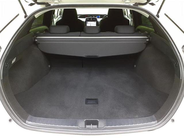 プリウス Sセーフティプラス 保証書/純正 9インチ ナビ/衝突安全装置/車線逸脱防止支援システム/ヘッドランプ LED/Bluetooth接続/ETC2.0/横滑り防止装置/アイドリングストップ/クルーズコントロール DVD再生(8枚目)