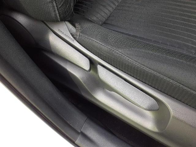 プリウス Sセーフティプラス 保証書/純正 9インチ ナビ/衝突安全装置/車線逸脱防止支援システム/ヘッドランプ LED/Bluetooth接続/ETC2.0/横滑り防止装置/アイドリングストップ/クルーズコントロール DVD再生(45枚目)