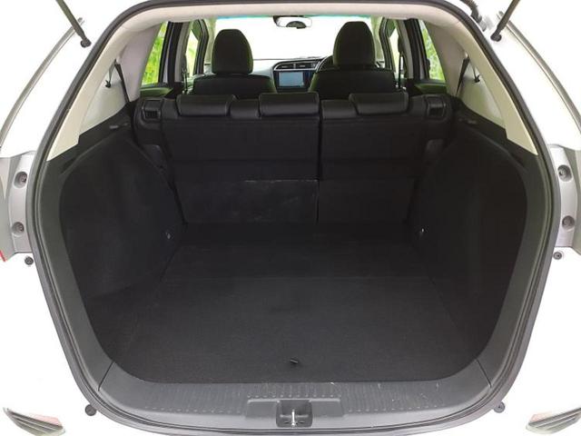 シャトル ハイブリッドX・ホンダセンシング 新品タイヤ/純正 8インチ ナビ/衝突安全装置/シートヒーター/車線逸脱防止支援システム/シート ハーフレザー/ドライブレコーダー 前後/ヘッドランプ LED/Bluetooth接続/ETC ドラレコ(8枚目)