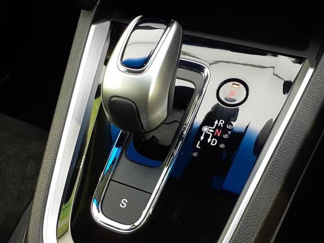 シャトル ハイブリッドX・ホンダセンシング 新品タイヤ/純正 8インチ ナビ/衝突安全装置/シートヒーター/車線逸脱防止支援システム/シート ハーフレザー/ドライブレコーダー 前後/ヘッドランプ LED/Bluetooth接続/ETC ドラレコ(18枚目)