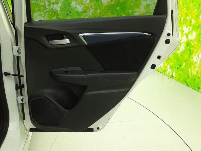 シャトル ハイブリッドX・ホンダセンシング 新品タイヤ/純正 8インチ ナビ/衝突安全装置/シートヒーター/車線逸脱防止支援システム/シート ハーフレザー/ドライブレコーダー 前後/ヘッドランプ LED/Bluetooth接続/ETC ドラレコ(21枚目)