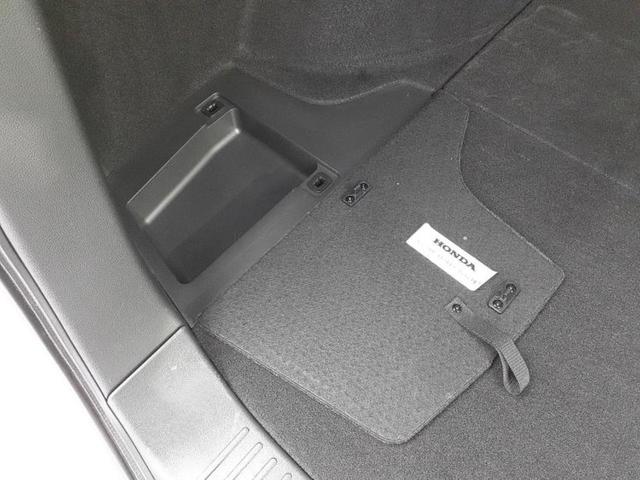 シャトル ハイブリッドX・ホンダセンシング 新品タイヤ/純正 8インチ ナビ/衝突安全装置/シートヒーター/車線逸脱防止支援システム/シート ハーフレザー/ドライブレコーダー 前後/ヘッドランプ LED/Bluetooth接続/ETC ドラレコ(26枚目)