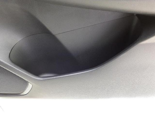 シャトル ハイブリッドX・ホンダセンシング 新品タイヤ/純正 8インチ ナビ/衝突安全装置/シートヒーター/車線逸脱防止支援システム/シート ハーフレザー/ドライブレコーダー 前後/ヘッドランプ LED/Bluetooth接続/ETC ドラレコ(41枚目)