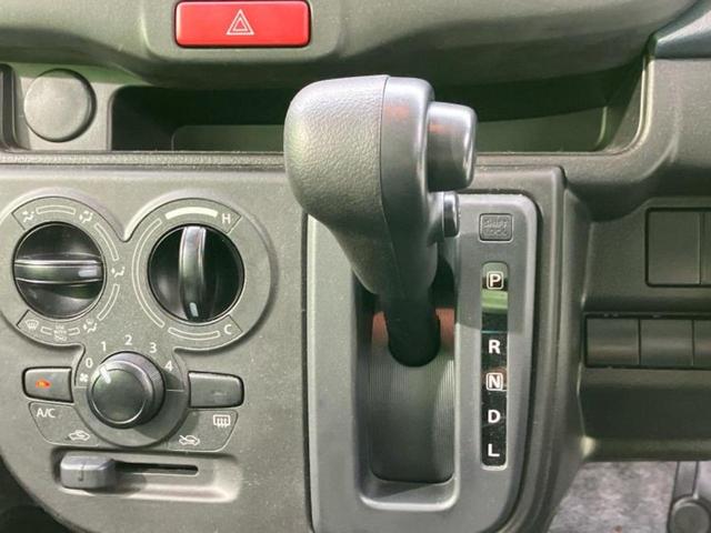 アルト Ｌ　衝突安全装置／シートヒーター　運転席／車線逸脱防止支援システム／ＥＢＤ付ＡＢＳ／横滑り防止装置／アイドリングストップ／禁煙車／エアバッグ　運転席／エアバッグ　助手席／エアバッグ　サイド　レーンアシスト（13枚目）