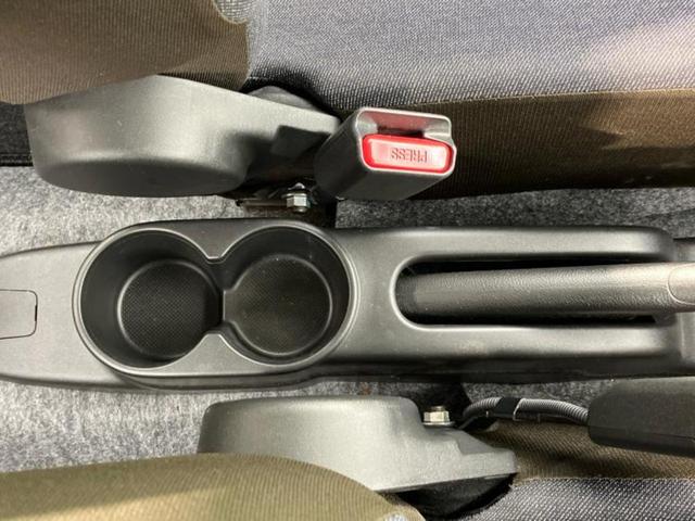 アルト Ｌ　衝突安全装置／シートヒーター　運転席／車線逸脱防止支援システム／ＥＢＤ付ＡＢＳ／横滑り防止装置／アイドリングストップ／禁煙車／エアバッグ　運転席／エアバッグ　助手席／エアバッグ　サイド　レーンアシスト（31枚目）