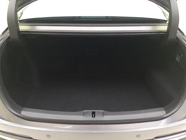 クラウンクロスオーバー 4WD Gアドバンスドレザーパッケージ 新品タイヤ/保証書/ディスプレイオーディオ/デジタルインナーミラー/衝突安全装置/シートヒーター 前席/全方位モニター/車線逸脱防止支援システム/シート 合皮/ヘッドランプ LED/USBジャック(8枚目)