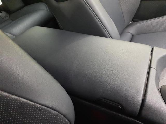 クラウンクロスオーバー 4WD Gアドバンスドレザーパッケージ 新品タイヤ/保証書/ディスプレイオーディオ/デジタルインナーミラー/衝突安全装置/シートヒーター 前席/全方位モニター/車線逸脱防止支援システム/シート 合皮/ヘッドランプ LED/USBジャック(30枚目)