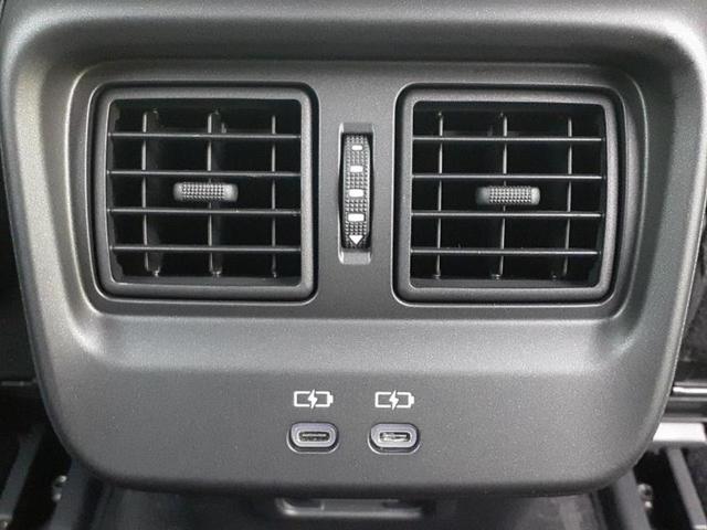 クラウンクロスオーバー 4WD Gアドバンスドレザーパッケージ 新品タイヤ/保証書/ディスプレイオーディオ/デジタルインナーミラー/衝突安全装置/シートヒーター 前席/全方位モニター/車線逸脱防止支援システム/シート 合皮/ヘッドランプ LED/USBジャック(43枚目)