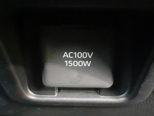 クラウンクロスオーバー 4WD Gアドバンスドレザーパッケージ 新品タイヤ/保証書/ディスプレイオーディオ/デジタルインナーミラー/衝突安全装置/シートヒーター 前席/全方位モニター/車線逸脱防止支援システム/シート 合皮/ヘッドランプ LED/USBジャック(44枚目)