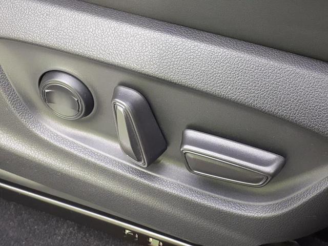 クラウンクロスオーバー 4WD Gアドバンスドレザーパッケージ 新品タイヤ/保証書/ディスプレイオーディオ/デジタルインナーミラー/衝突安全装置/シートヒーター 前席/全方位モニター/車線逸脱防止支援システム/シート 合皮/ヘッドランプ LED/USBジャック(45枚目)