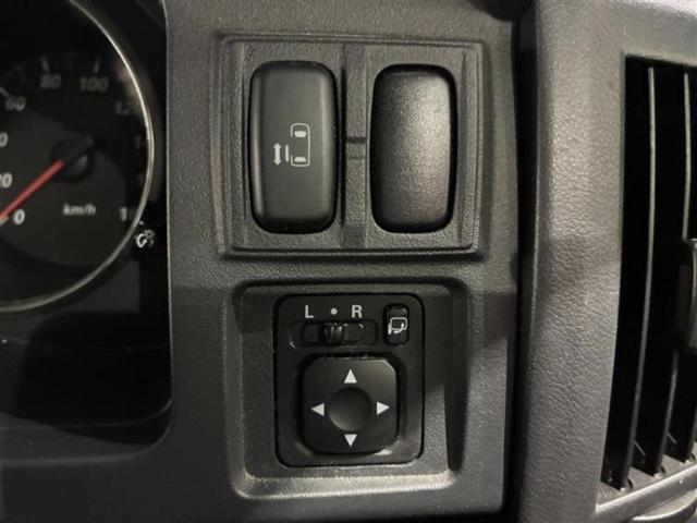 デリカD:5 4WD M 保証書/社外 SDナビ/フリップダウンモニター 社外 10.1インチ/電動スライドドア/ヘッドランプ HID/Bluetooth接続/ETC/EBD付ABS/横滑り防止装置/フルセグTV 後席モニター(15枚目)