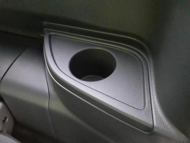 ヴォクシー ハイブリッドS-Z 保証書/ディスプレイオーディオ+ナビ/フリップダウンモニター/デジタルインナーミラー/衝突安全装置/両側電動スライドドア/シートヒーター 前席/車線逸脱防止支援システム 衝突被害軽減システム(38枚目)